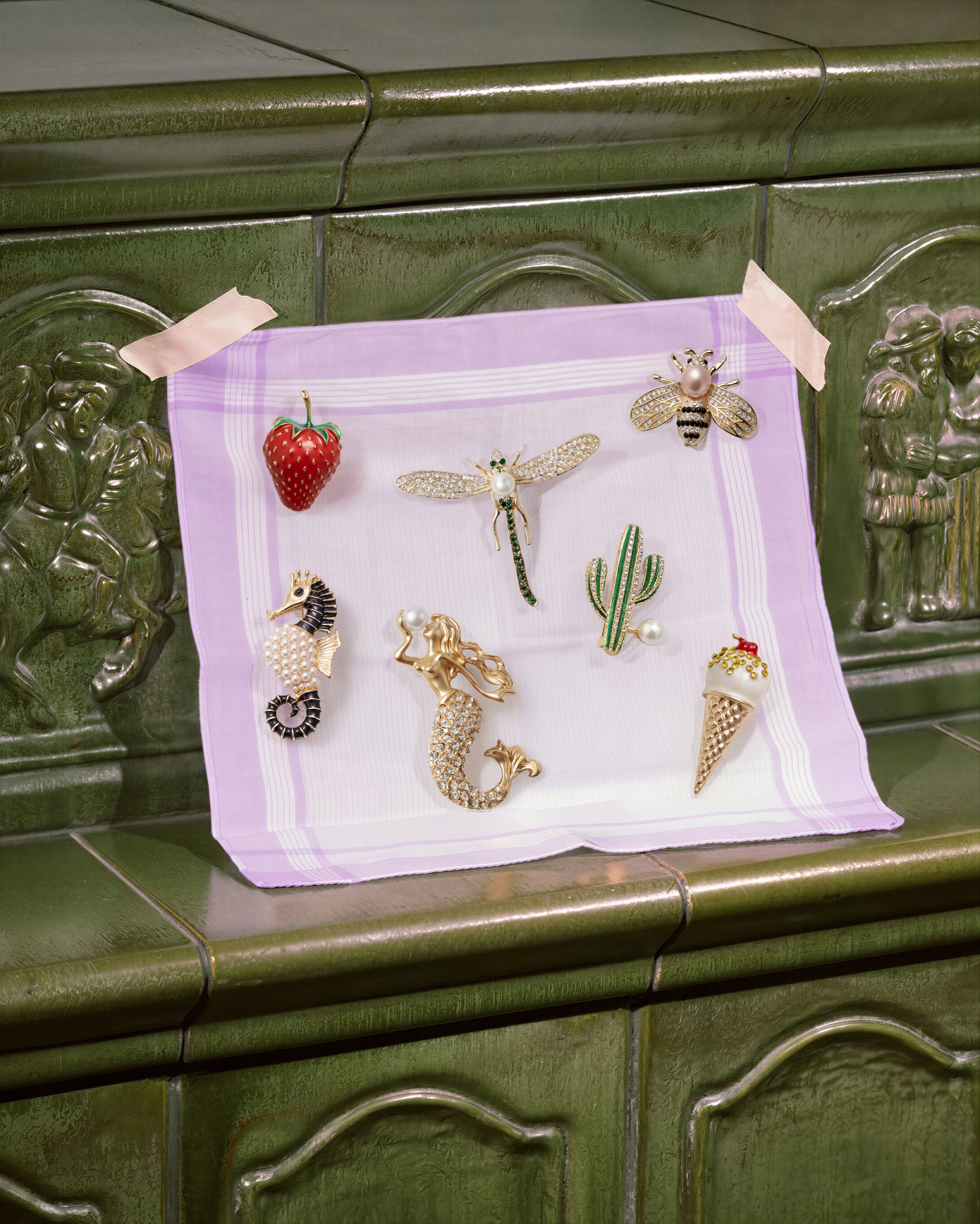 Seahorse Pearl Brooch
